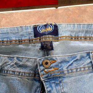 Women's Angels capri